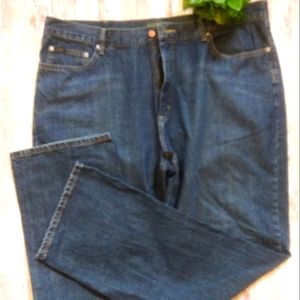 Lee relaxed fit straight leg size 42x34 men's jeans (J6)